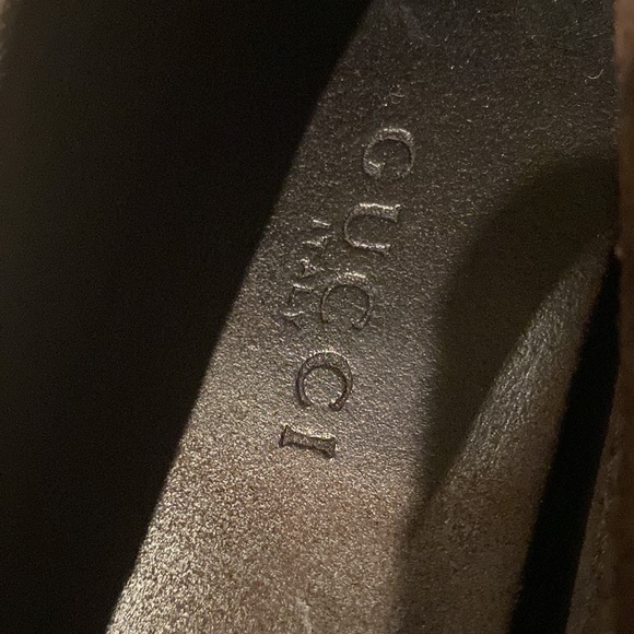 Beautiful GUCCI Drivers. Worn maybe once. EUC.Slip on horse bit style. Brown 7.5 - Picture 2 of 6